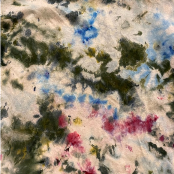 Beautiful Ice Dyed T Shirt - Picture 3 of 3